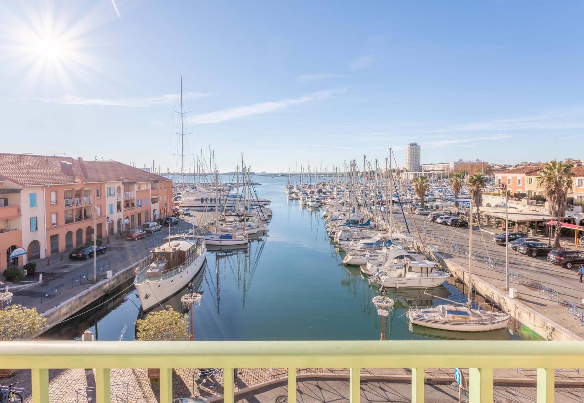 B&B Hôtel Martigues Port-de-Bouc Exterior foto